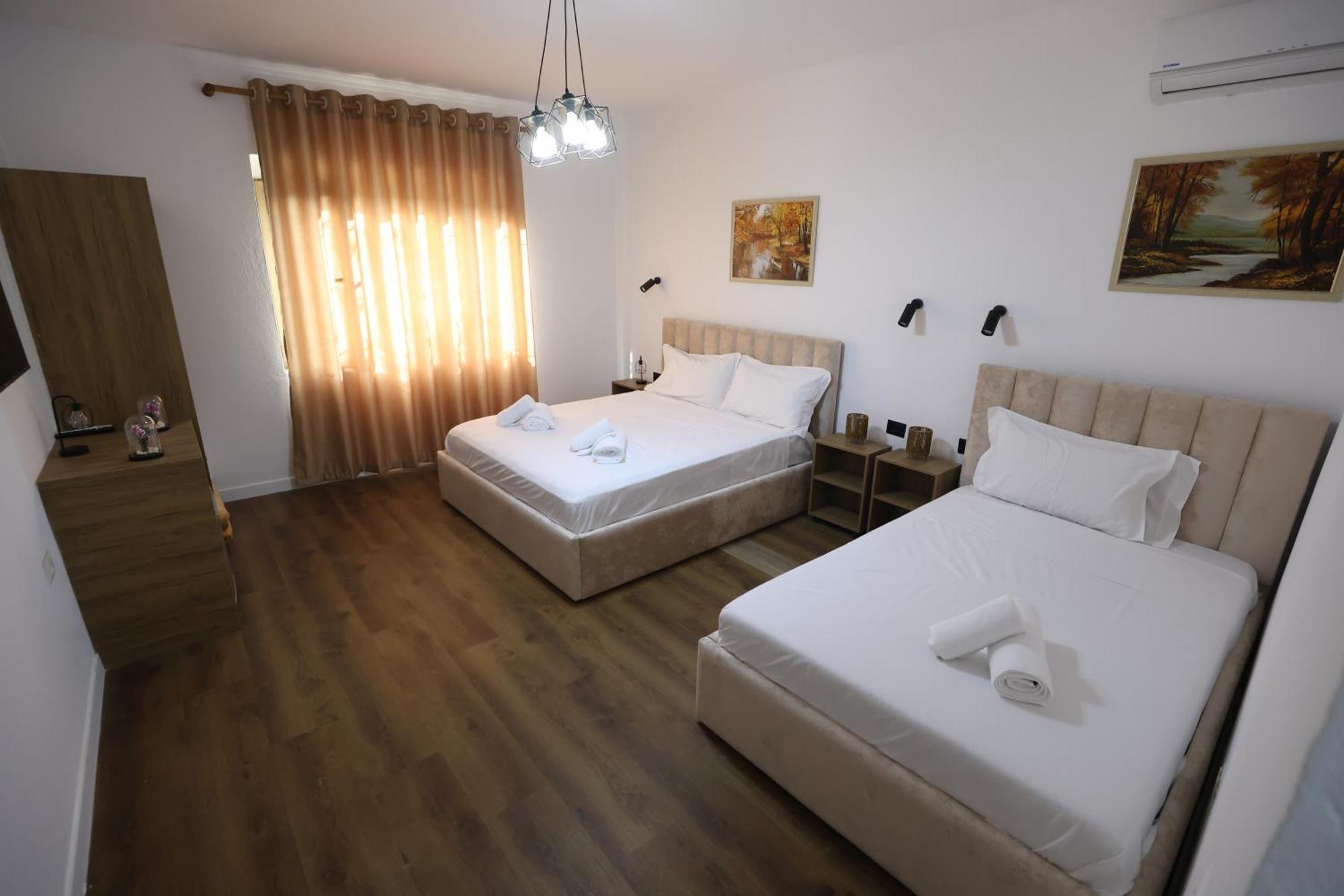 Vila Alizee Hotel Tiranë Ngoại thất bức ảnh